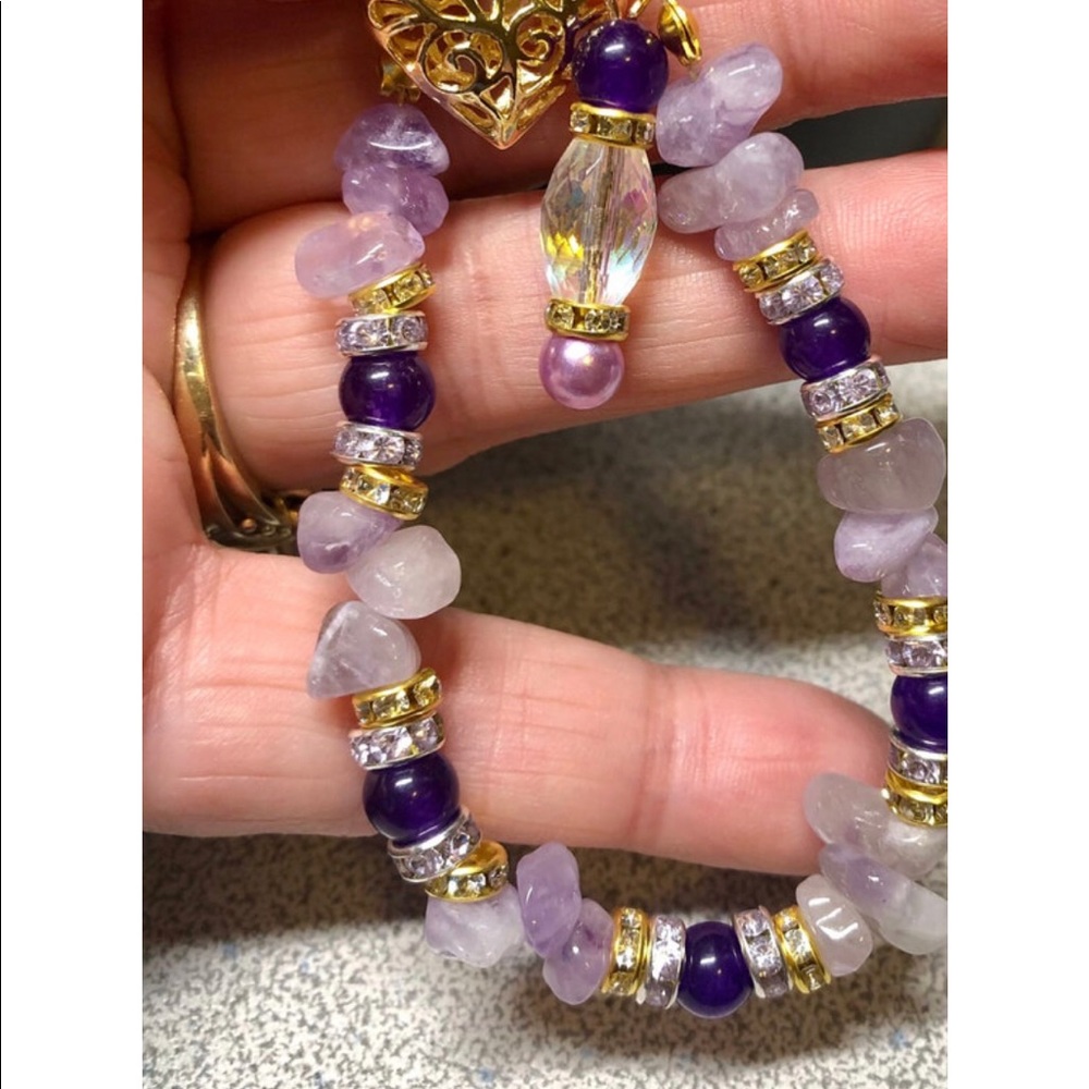 💜February birthday -genuine stones, bracelet. Puffed heart-handmade